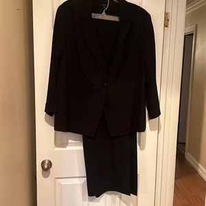 Semantiks Black suit size 24w